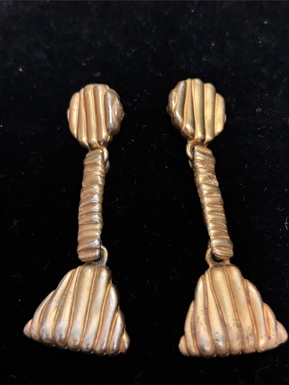Gold-Tone Ribbed Drop Earrings